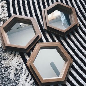 Set of mirrors